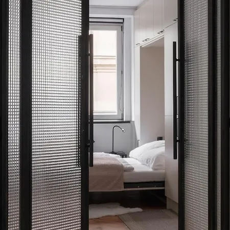 Days - Designer W Fold-up Bed - Trendy Neighborhood * Πράγα